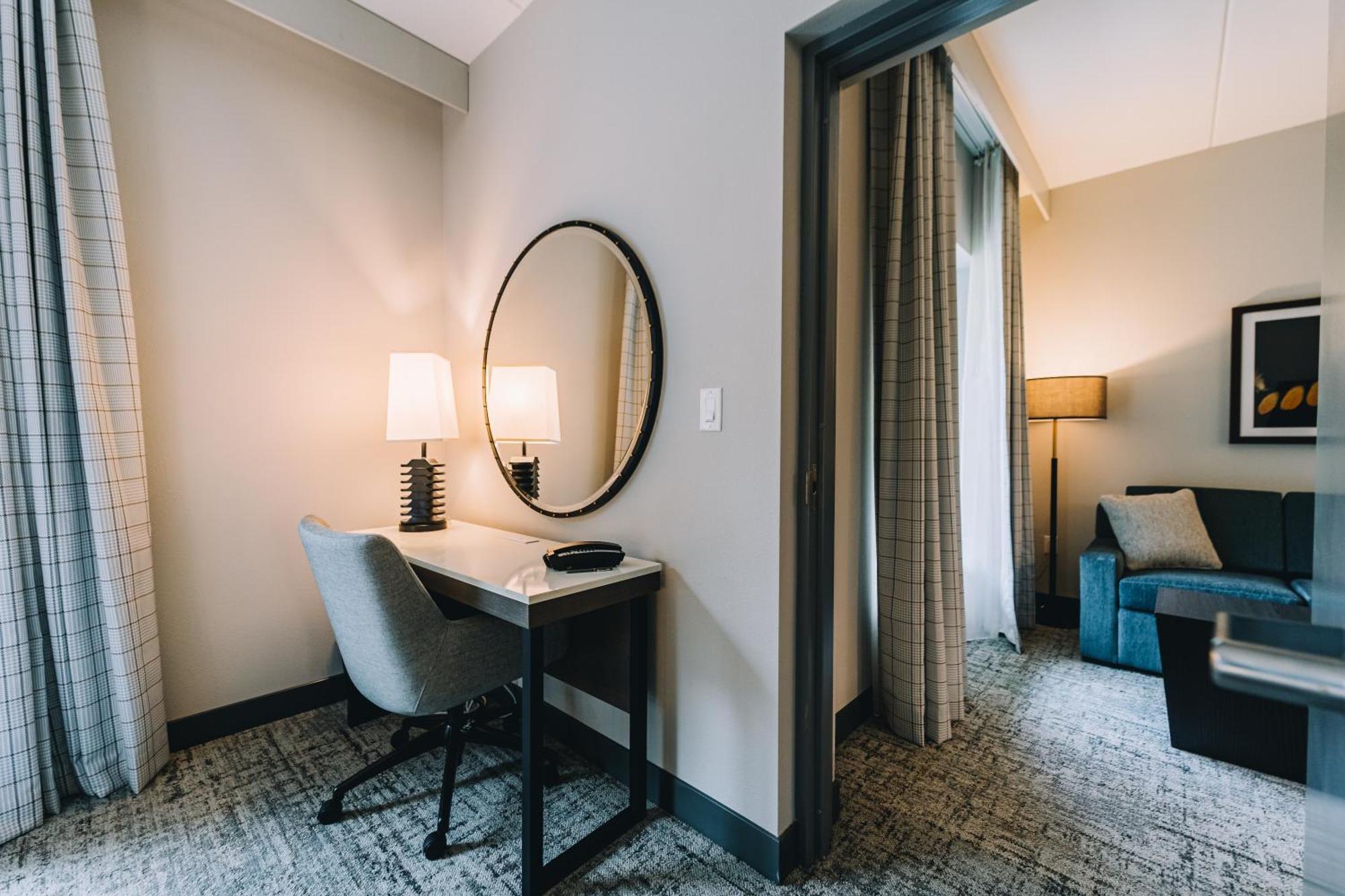 Embassy Suites By Hilton Gatlinburg Resort ภายนอก รูปภาพ