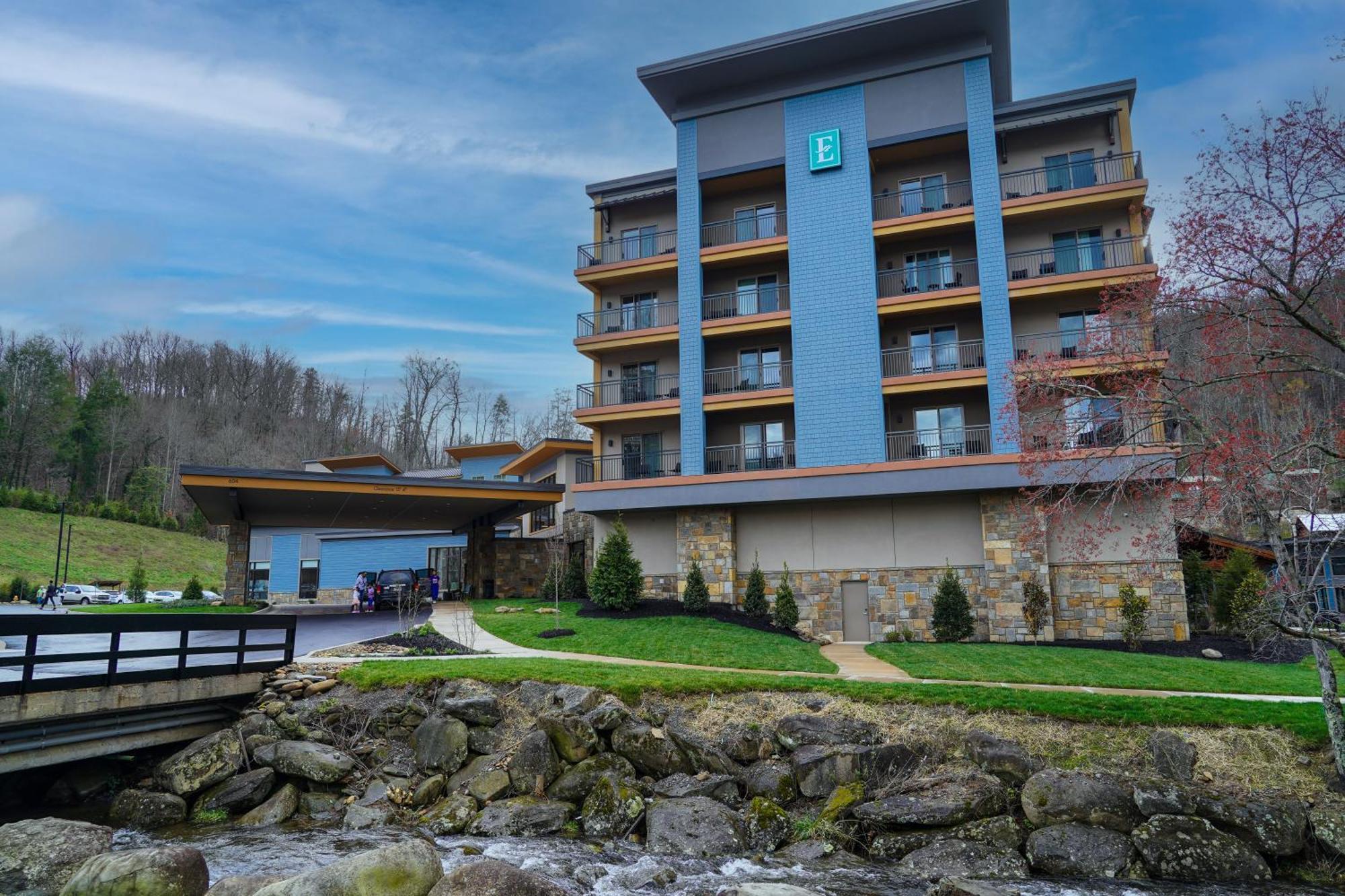 Embassy Suites By Hilton Gatlinburg Resort ภายนอก รูปภาพ