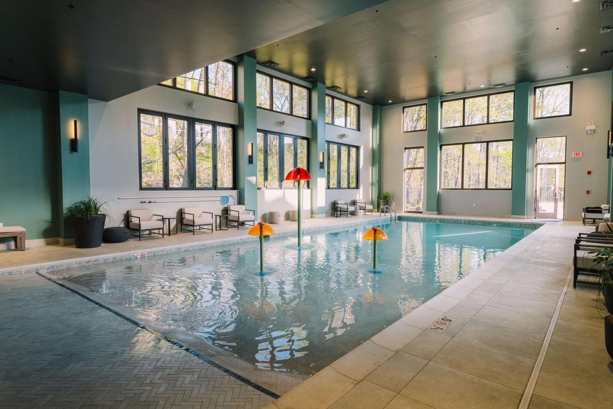 Embassy Suites By Hilton Gatlinburg Resort ภายนอก รูปภาพ
