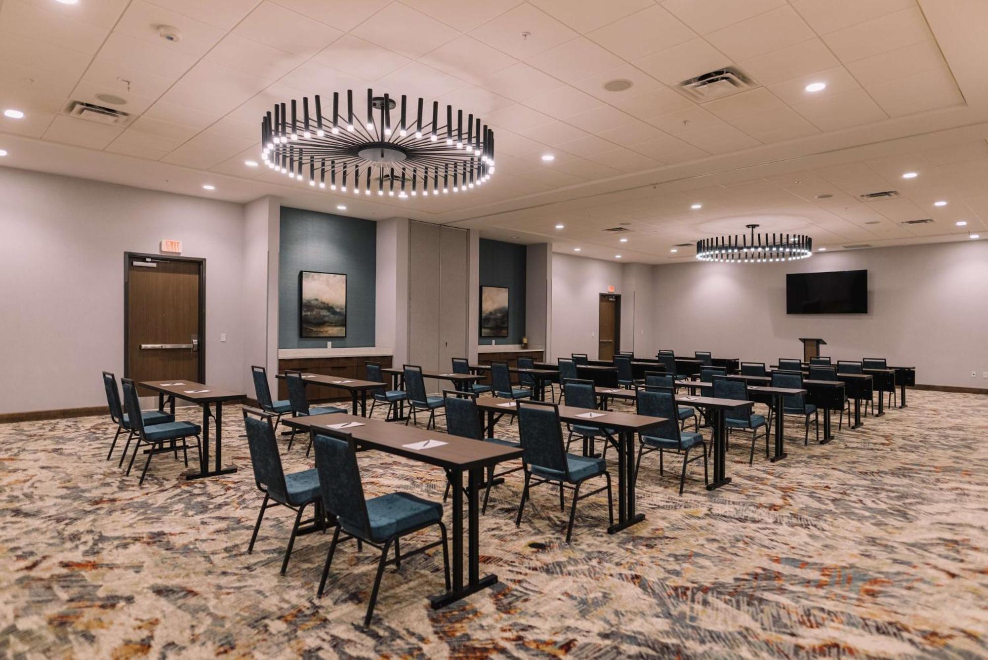 Embassy Suites By Hilton Gatlinburg Resort ภายนอก รูปภาพ